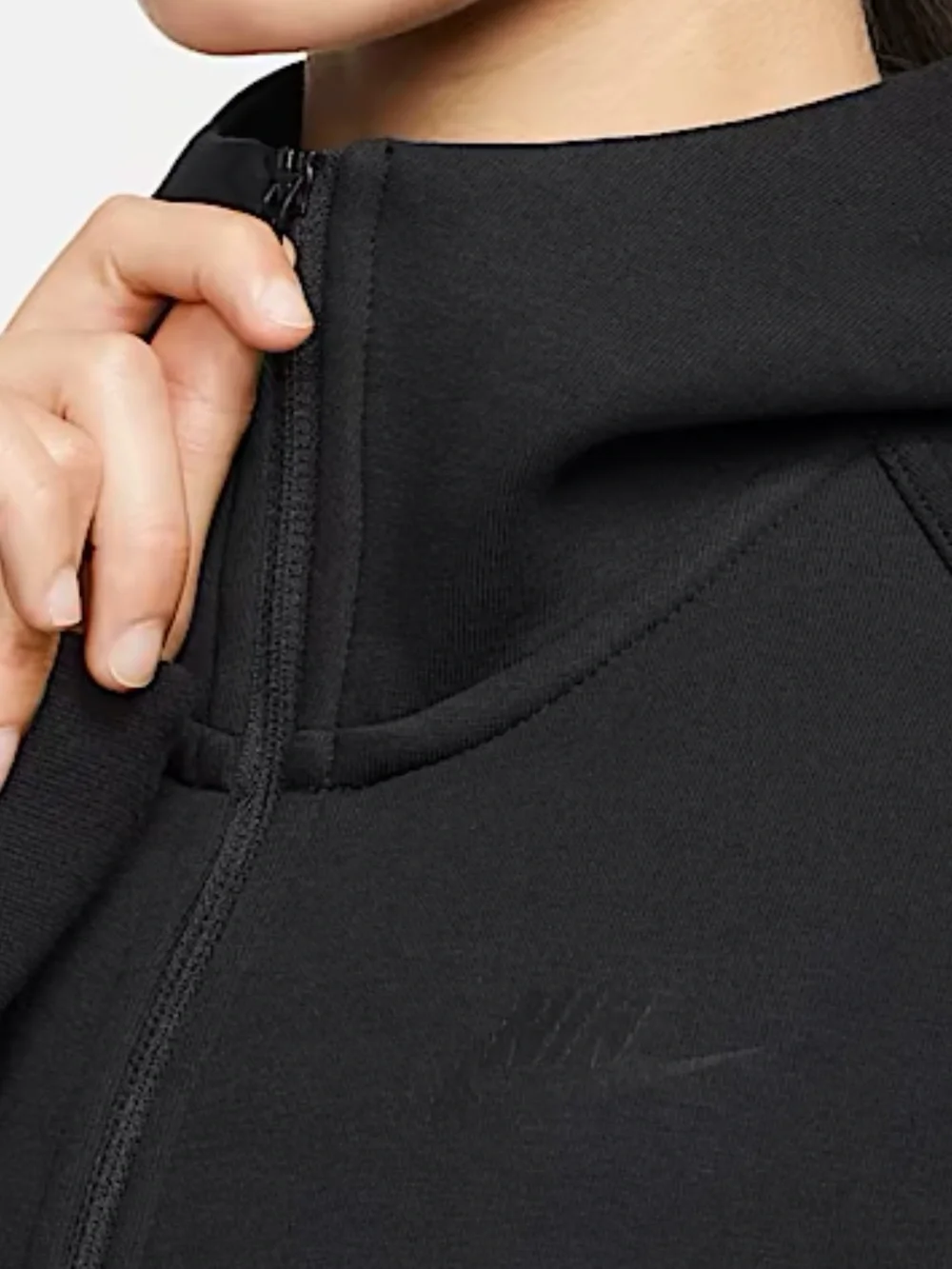 Nike Women’s Black Full-Zip Tech Fleece Hoodie